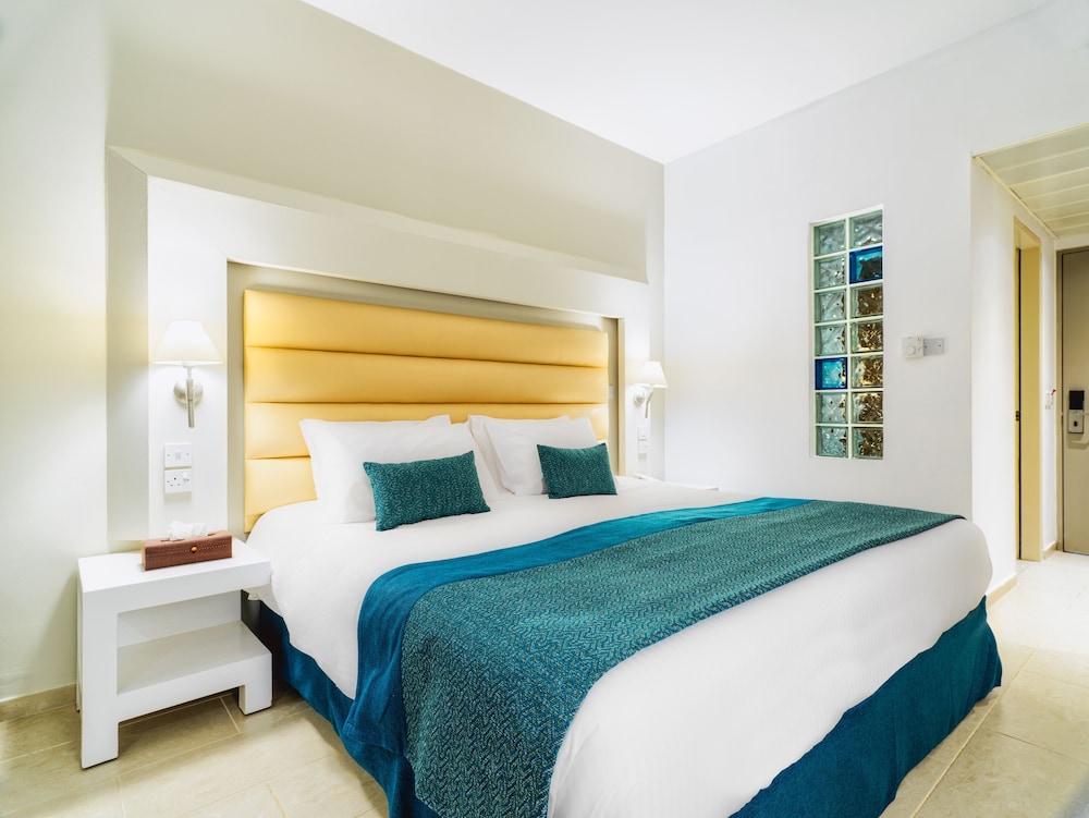 Double or Twin Room, Mountain View