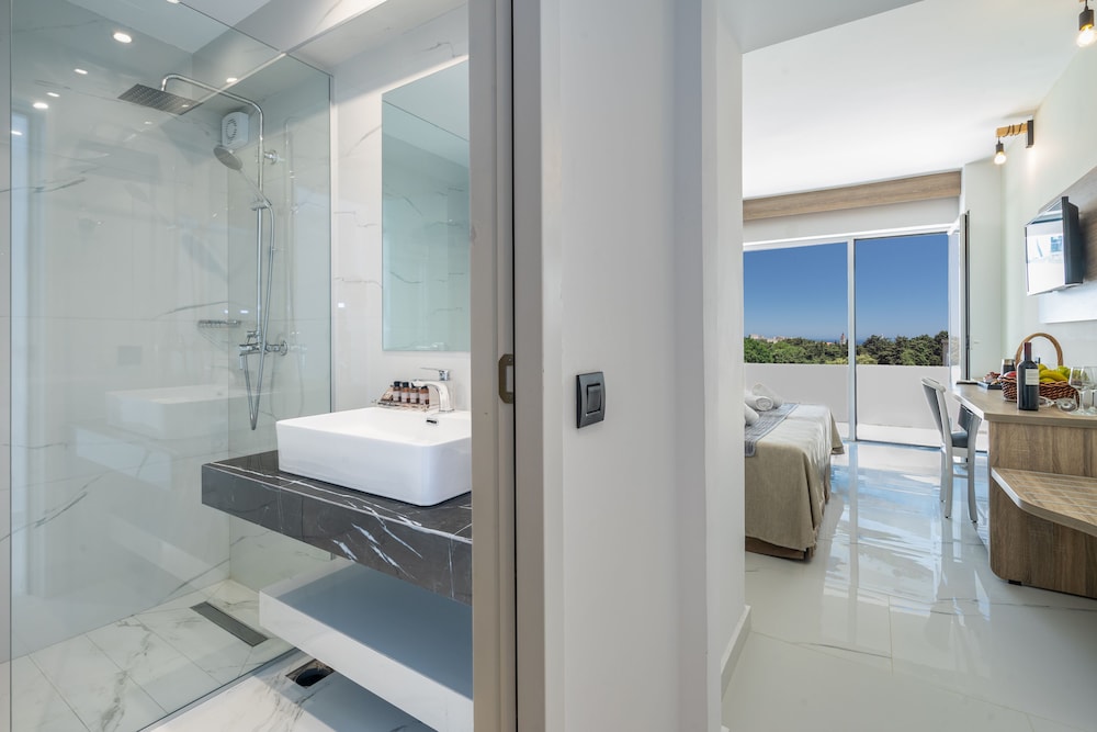Executive Suite photo 2