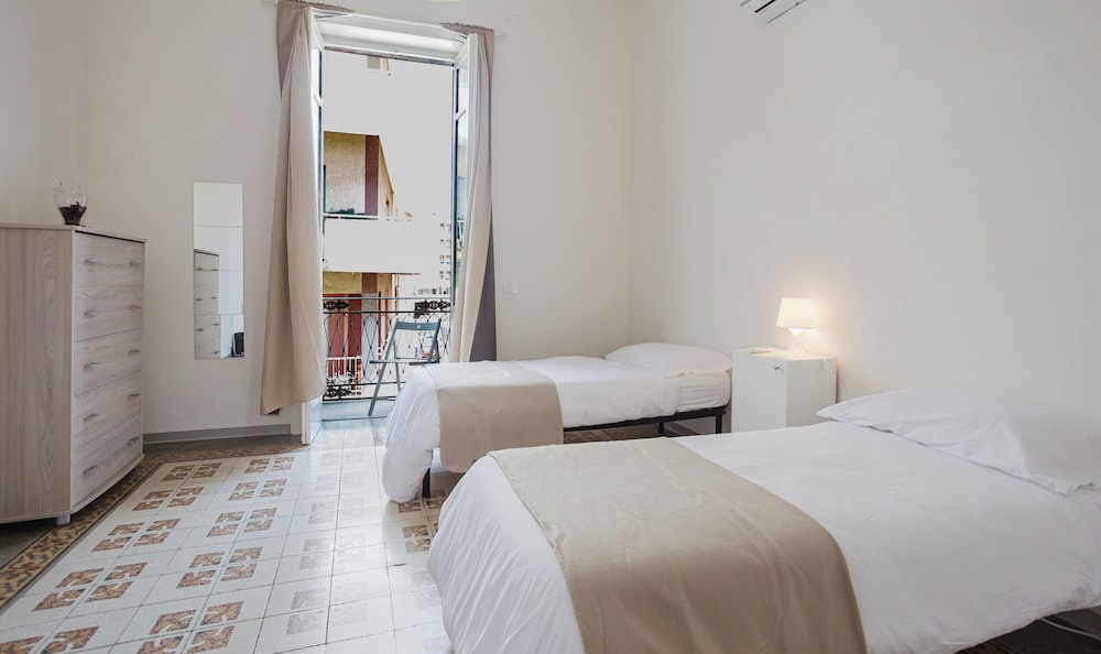 Economy Apartment, Balcony