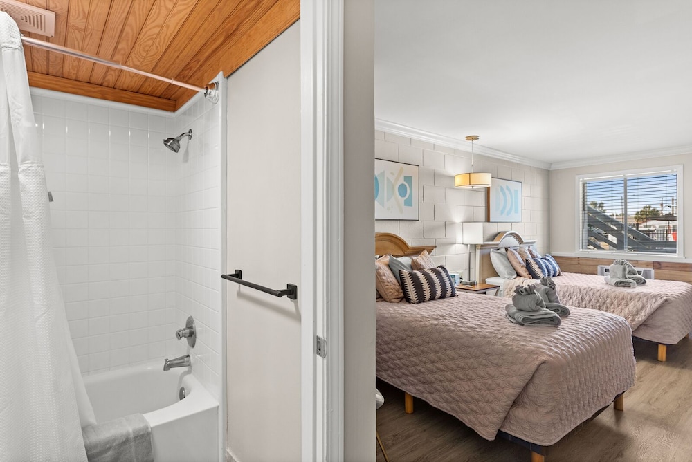 Double Room, 2 Double Beds, Non Smoking photo 3