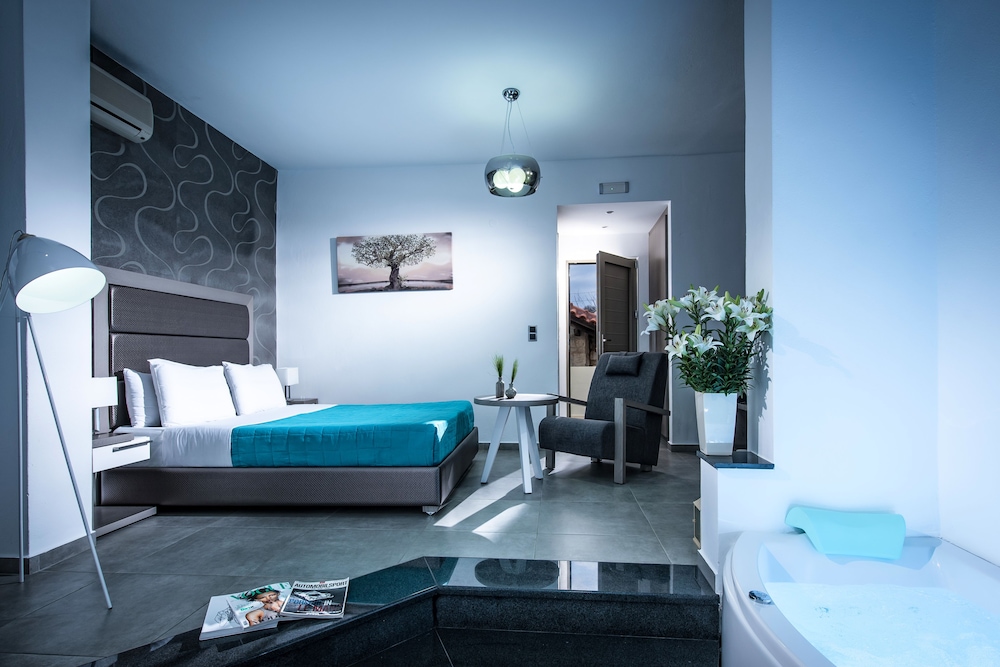 Junior Suite, Jetted Tub, Sea View - Photo 11