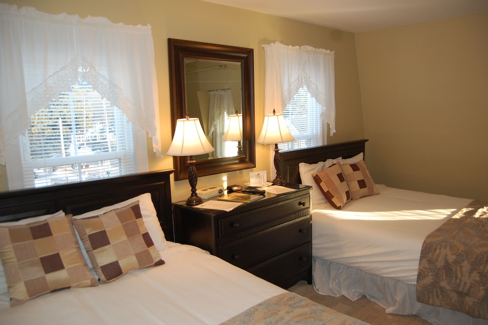 Room, 1 Queen Bed photo 1