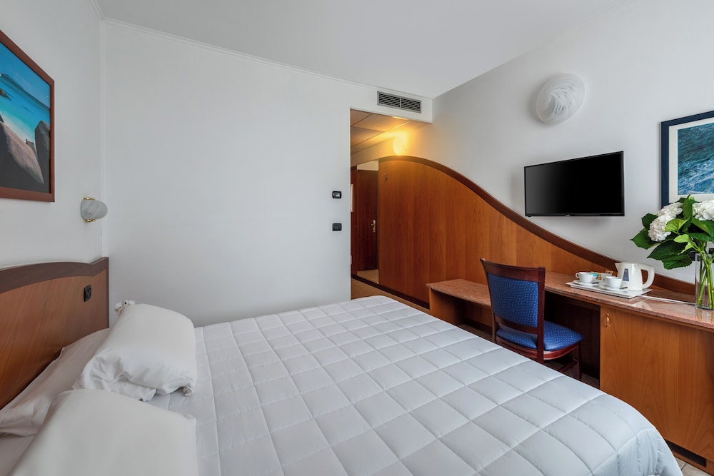 Comfort Double Room - Photo 1