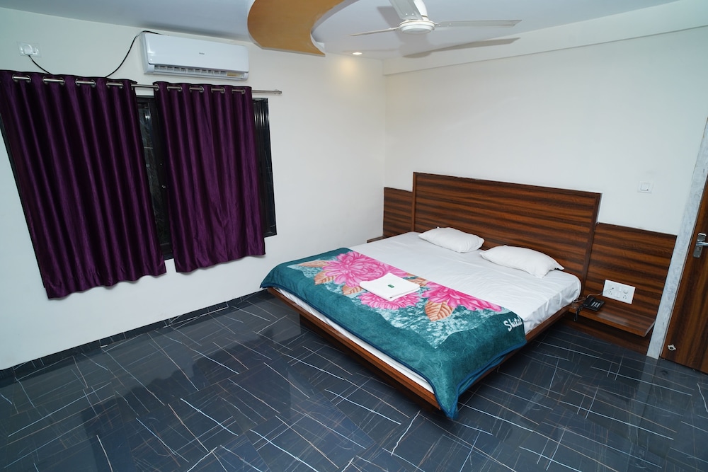 Luxury Suite photo 1