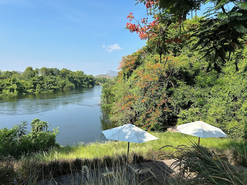 Deluxe Room, Patio, River View - Photo 3