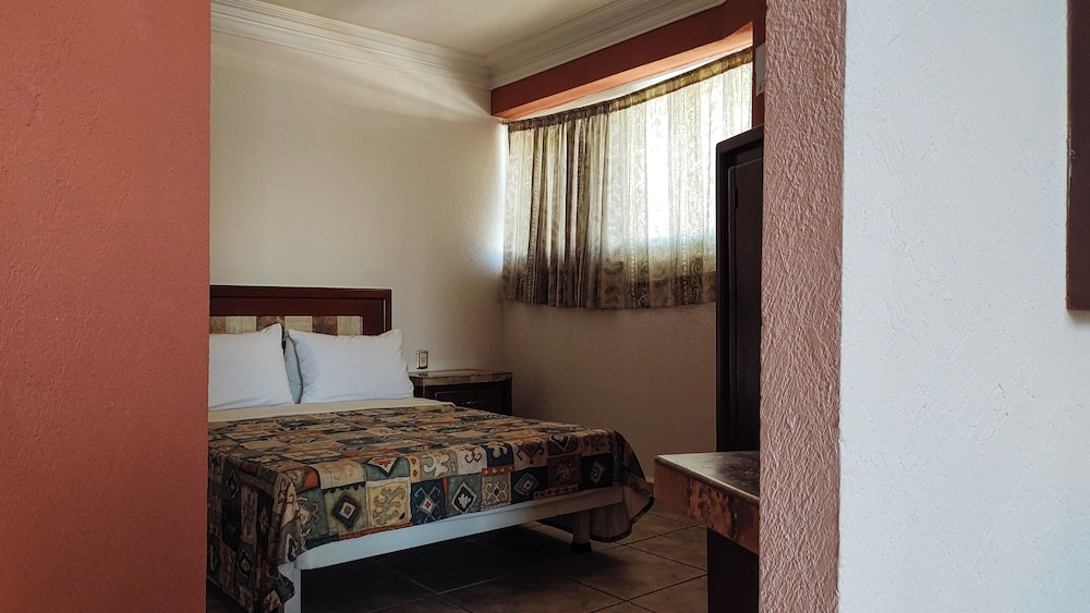 Comfort Double Room, Balcony, City View photo 2