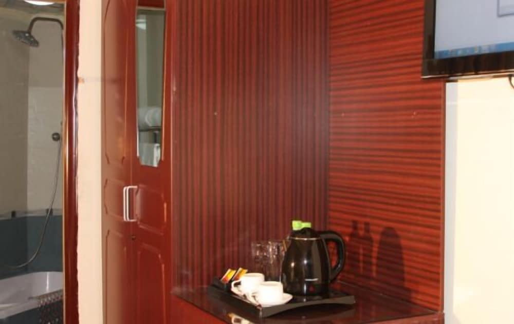 Deluxe Twin Room, Accessible, City View photo 1