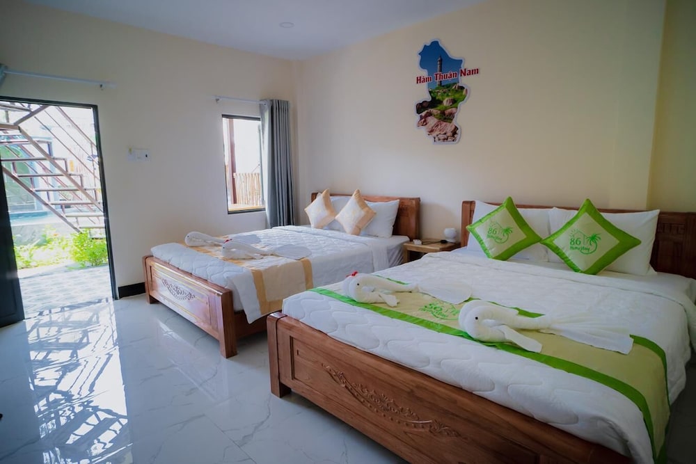 Quadruple Room, Balcony