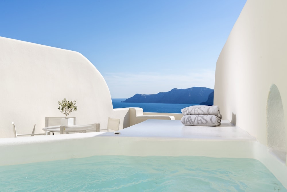 Junior Suite with Plunge Pool