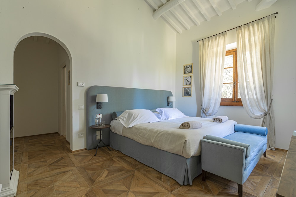 Superior Room - Photo 2