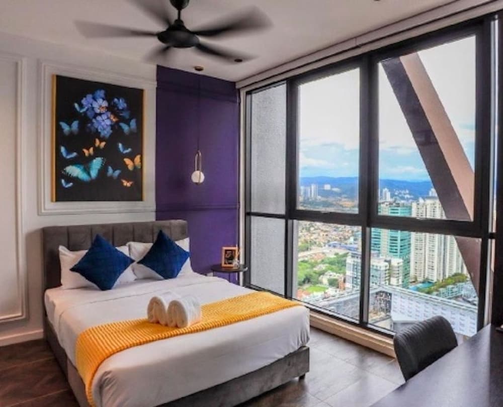 Garnet One Bedroom Apartment