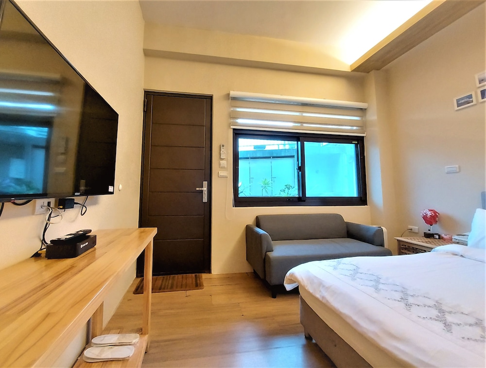 Basic Double Room photo 3