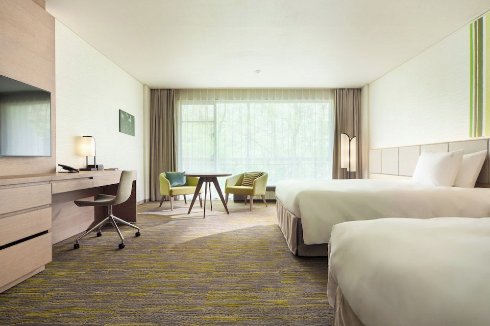 Premium Room, 2 Double Beds, Accessible, Balcony
