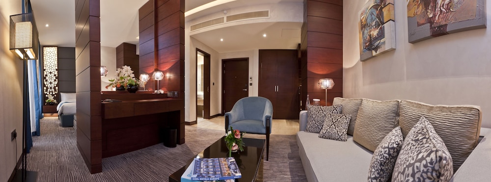 Executive Suite photo 1