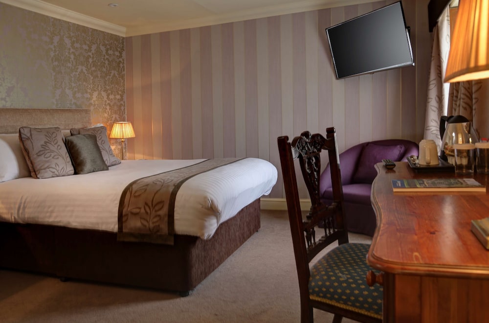 Standard Room, Multiple Beds, Non Smoking photo 3
