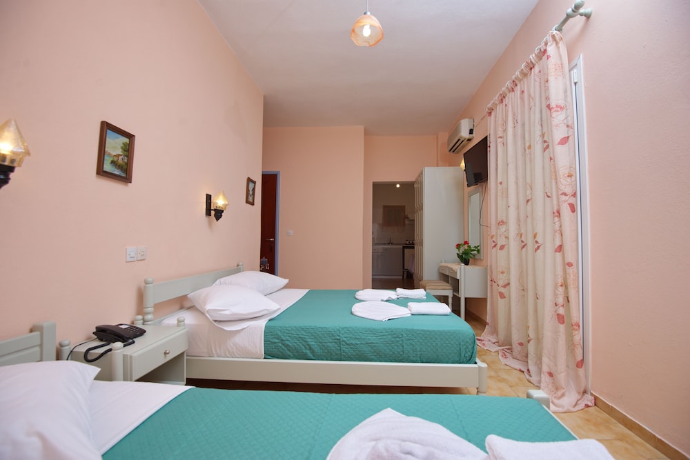 Studio, City View (2 Adults) - Photo 1
