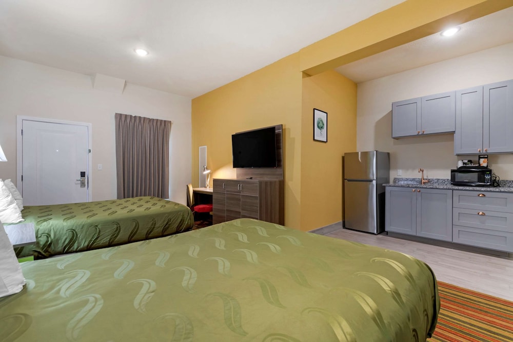 Suite, 2 Queen Beds, Non Smoking - Photo 1