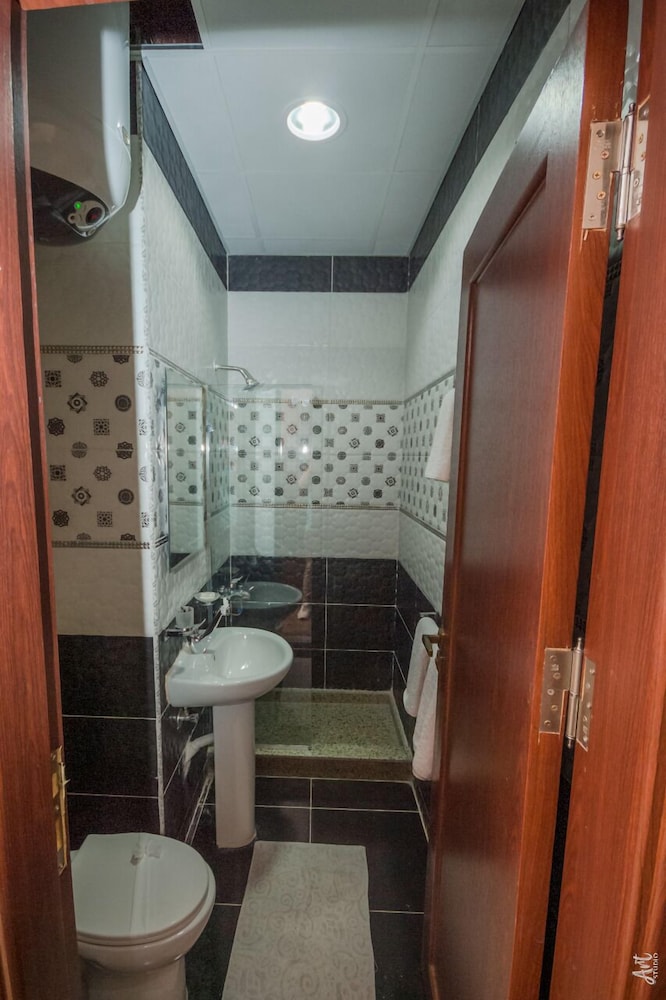 Deluxe Twin Room - Photo 17