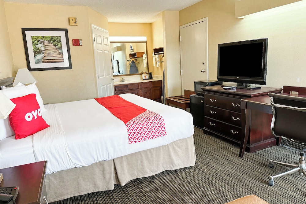 Room (King Bed Non-Smoking) - Photo 8