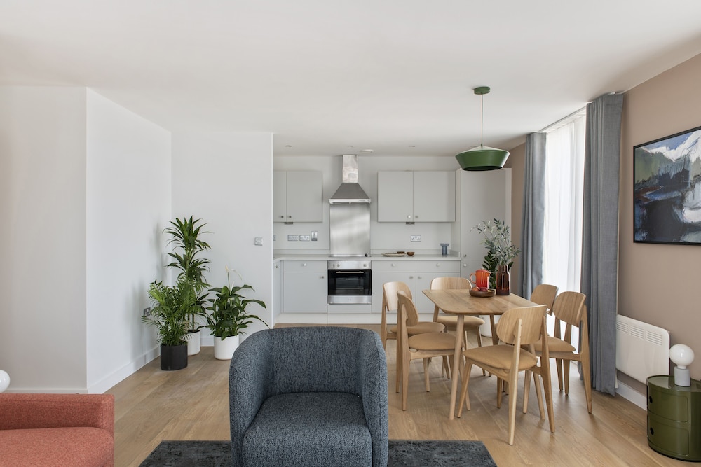 Apartment, 2 Bedrooms - Photo 15