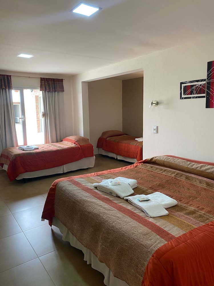 Deluxe Quadruple Room photo 2