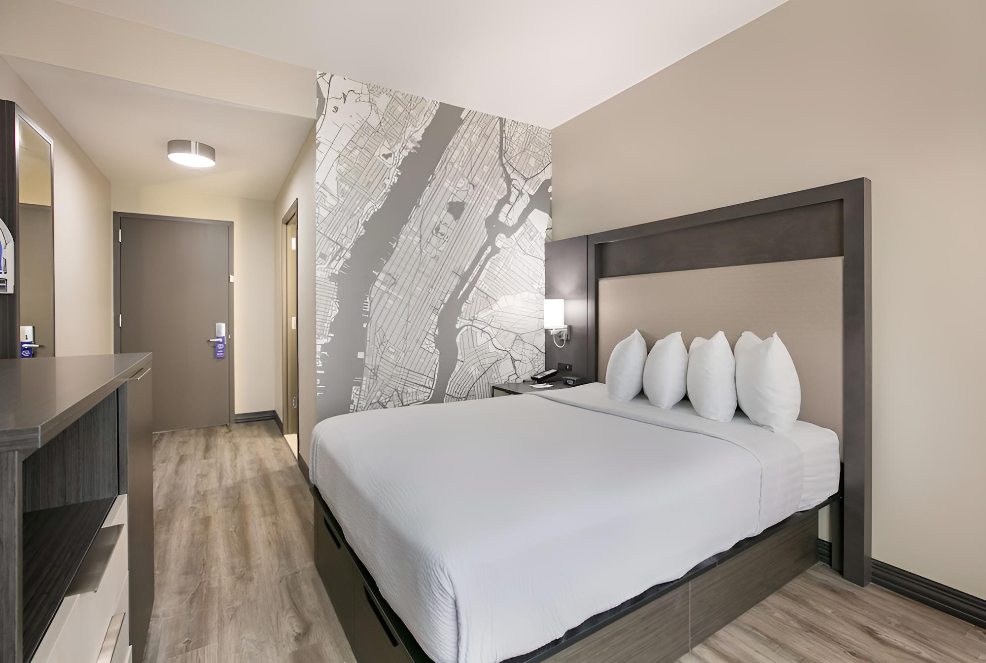 Standard Room, 1 King Bed, Non Smoking