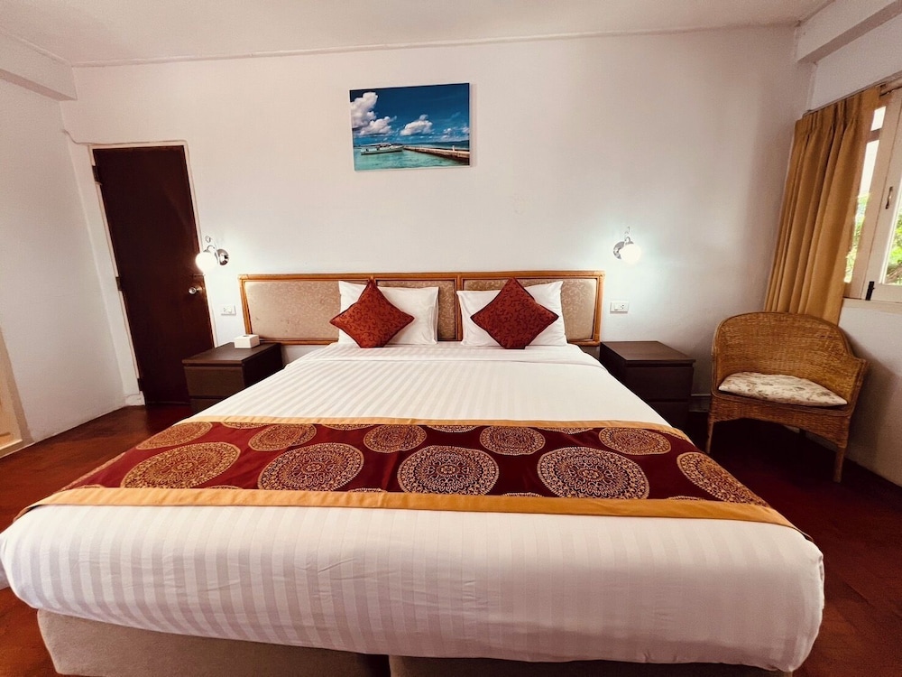 Standard Room, Pool View