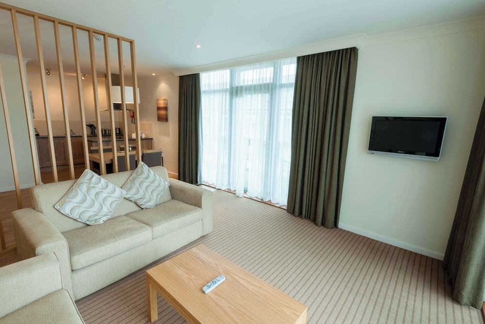 1 Bedroom Holiday Apartment photo 3