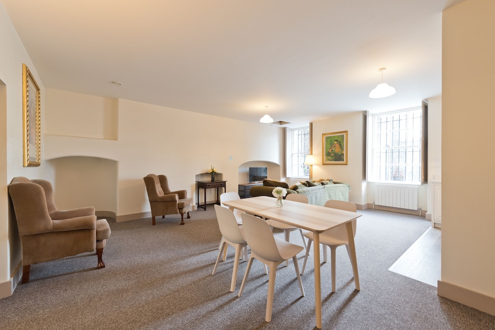 The Gardiner Suite photo 1