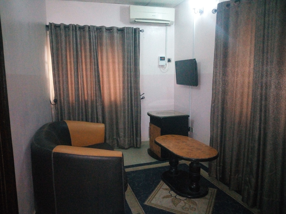 Suite photo 1