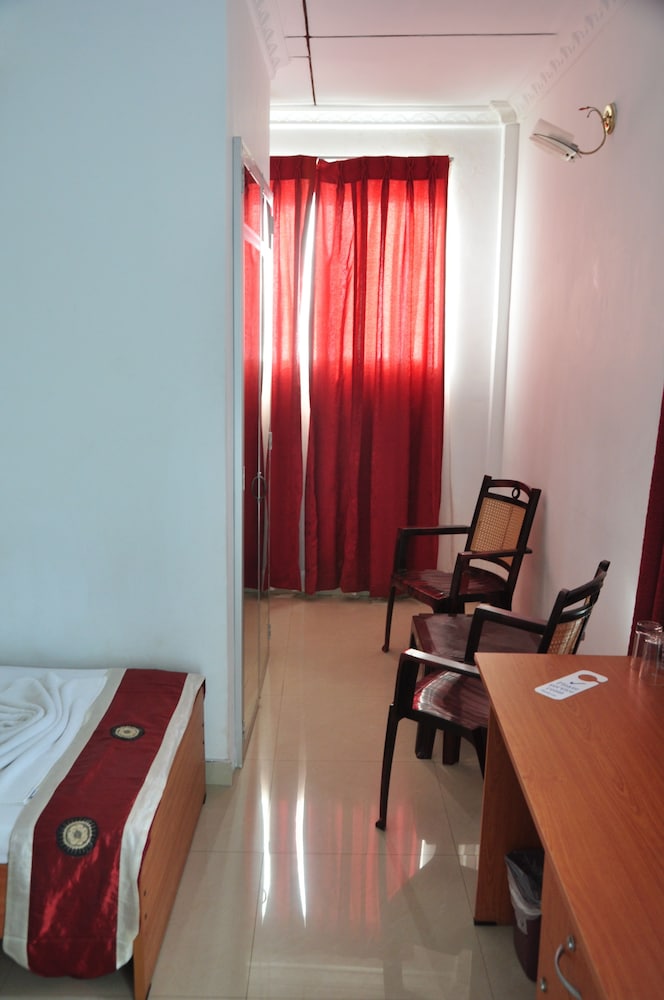 Superior Twin Room, 2 Twin Beds photo 1