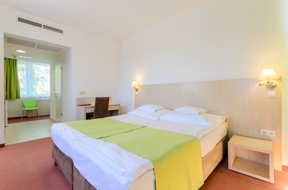 Junior Room photo 1