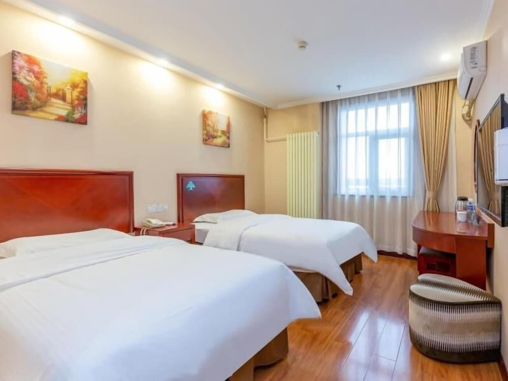 Standard Twin Room photo 2