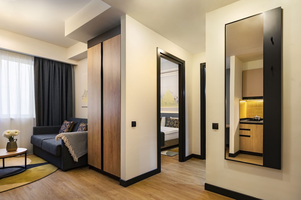 Apartment, 1 Bedroom - Photo 2