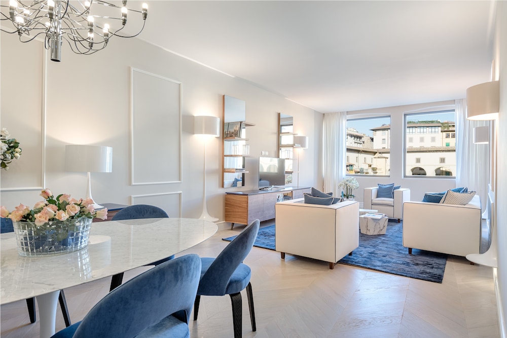 Luxury Condo, 3 Bedrooms
