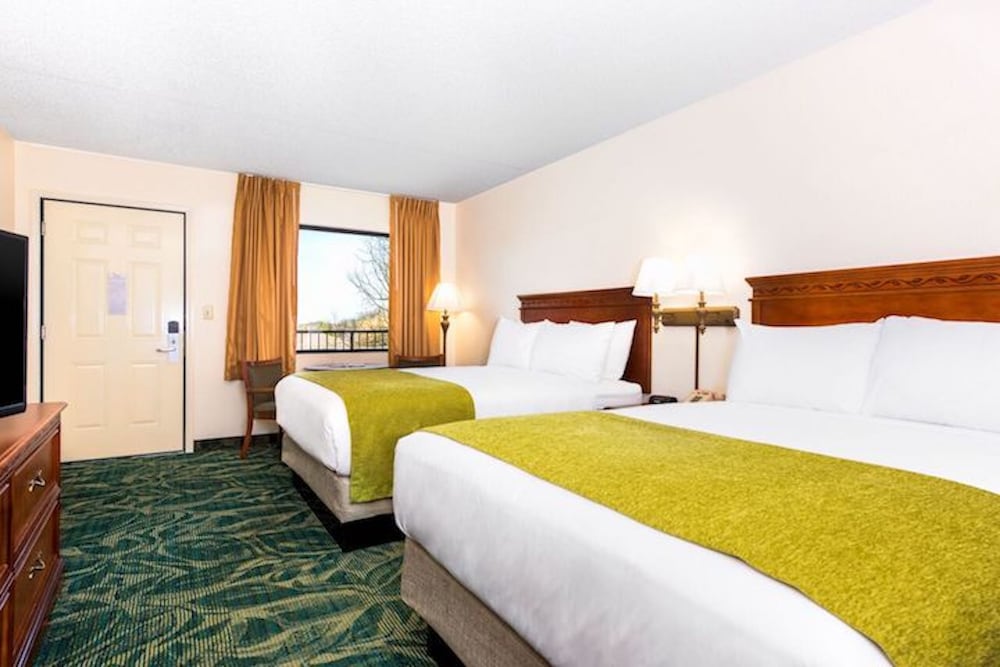 Classic Room, 2 Queen Beds