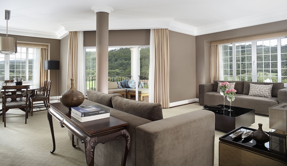 One Bedroom Presidential Suite (Non Smoking)