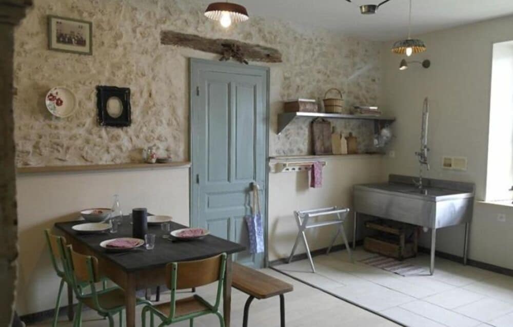 House, 3 Bedrooms photo 2