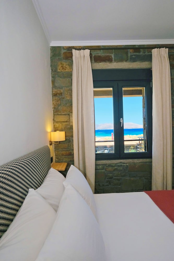 Apartment, 2 Bedrooms, Balcony, Beach View
