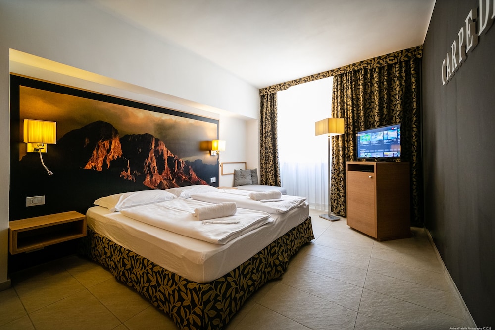 Deluxe Room - Photo 1