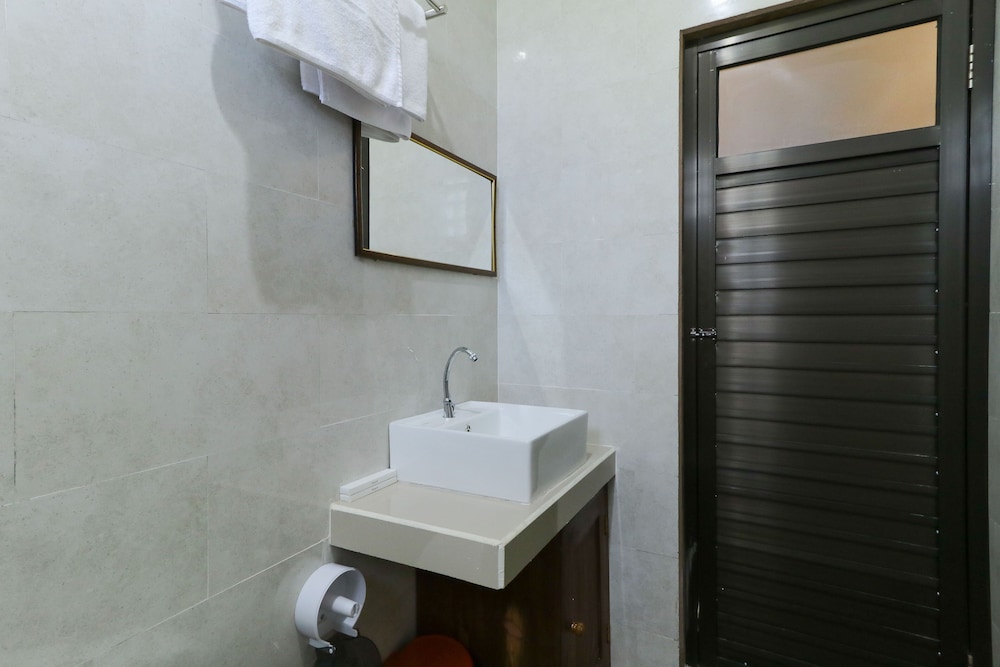 Deluxe Double Room with Pool View photo 2