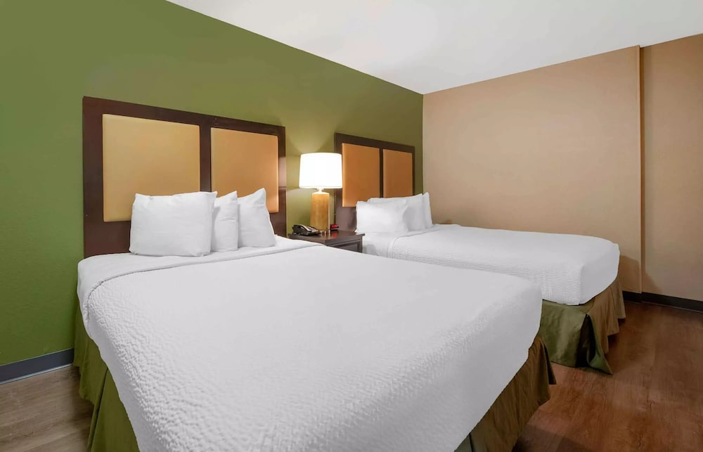 Studio Suite, 2 Double Beds photo 2