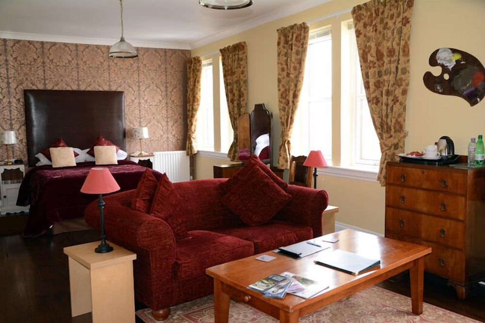 Superior Double Room, 1 King Bed, Valley View photo 3