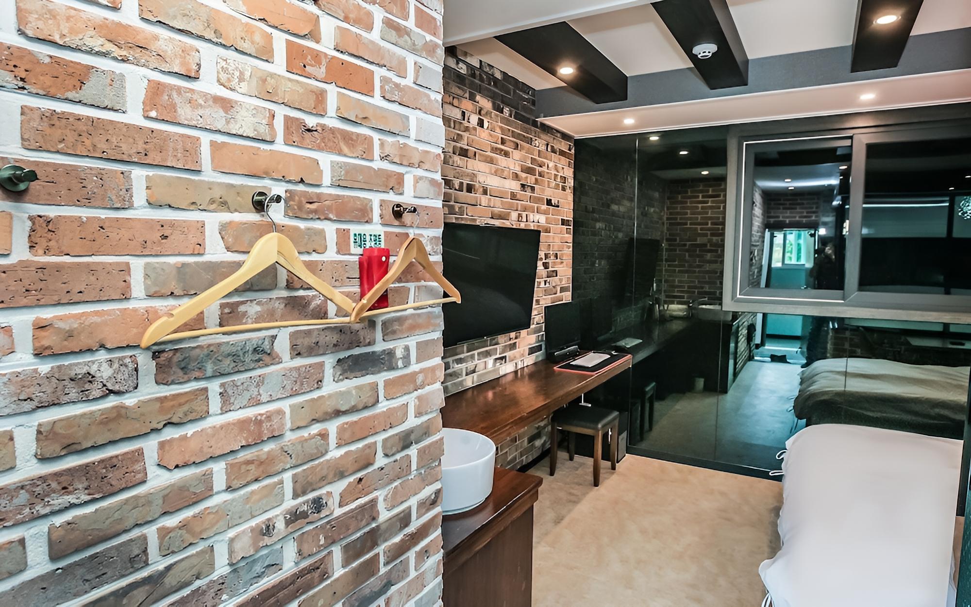 Room (Special Room) - Photo 11