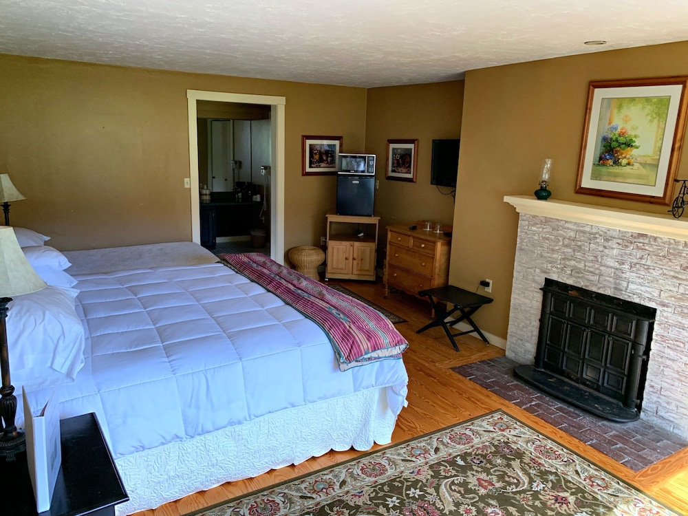 Deluxe Room (Lincoln)