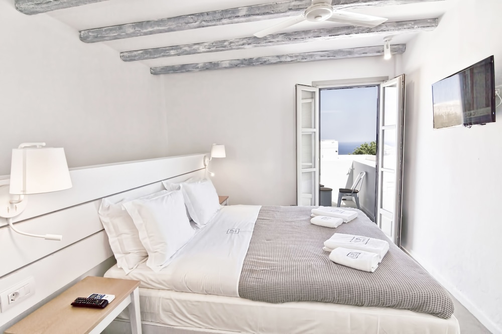 Superior Double Maisonette with Balcony and Castle View photo 1