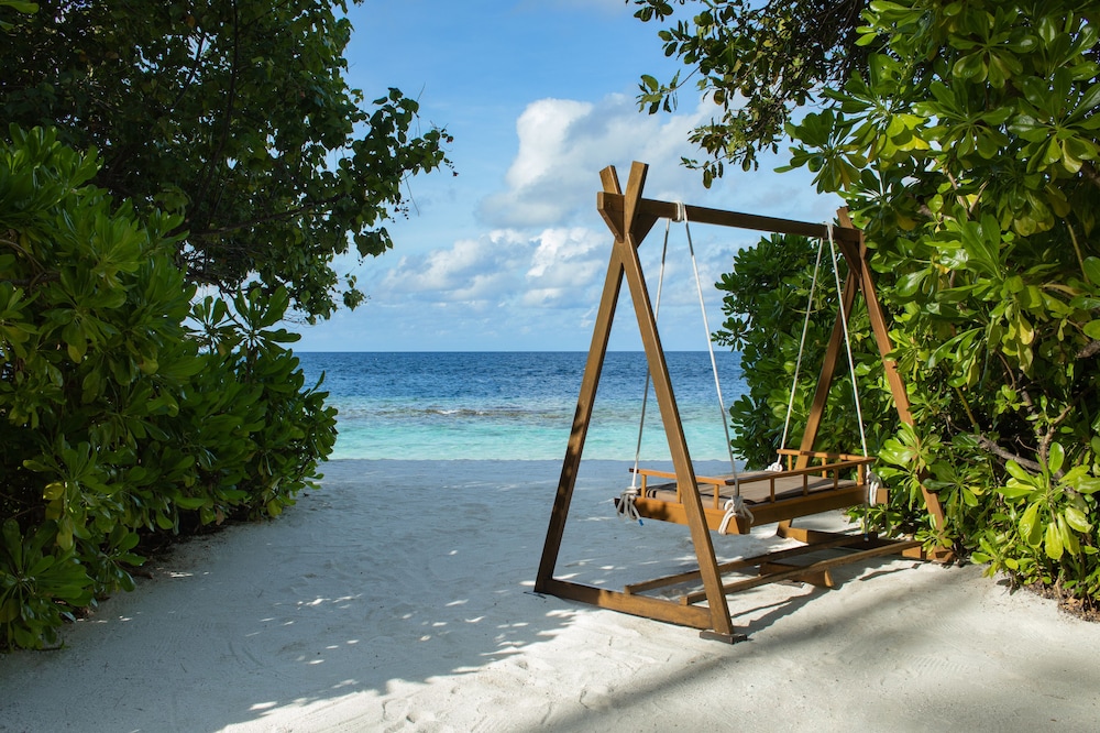 Beachfront Rainmist Villa  with Transfer Included - Photo 3