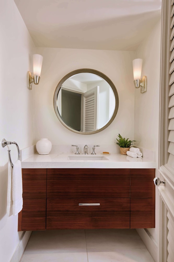 Suite, 1 Bedroom, Garden View (Alii) thumbnail 6