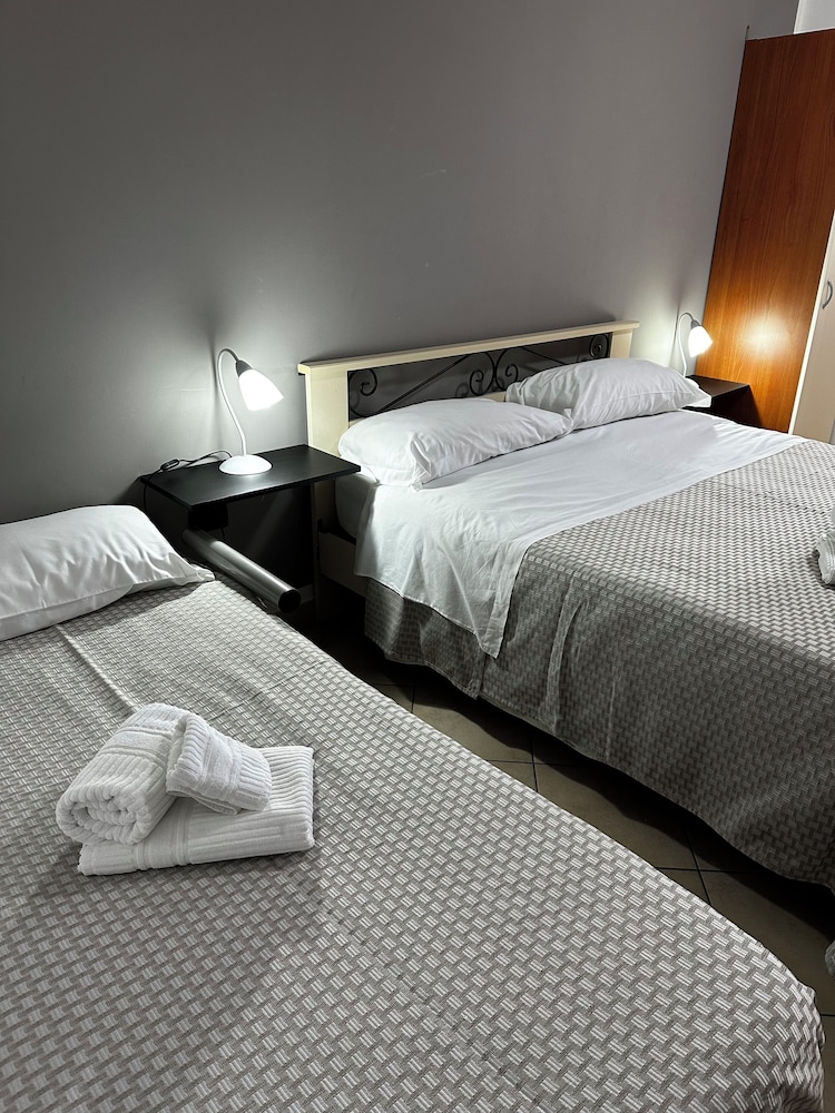 Comfort Condo, Sea View