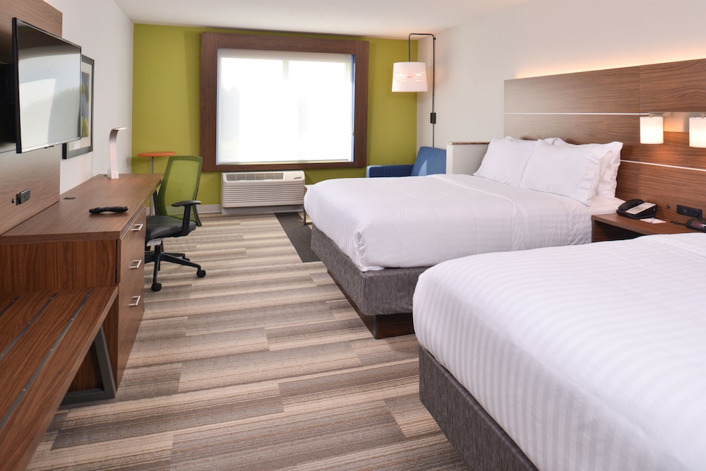 Suite, Multiple Beds photo 2